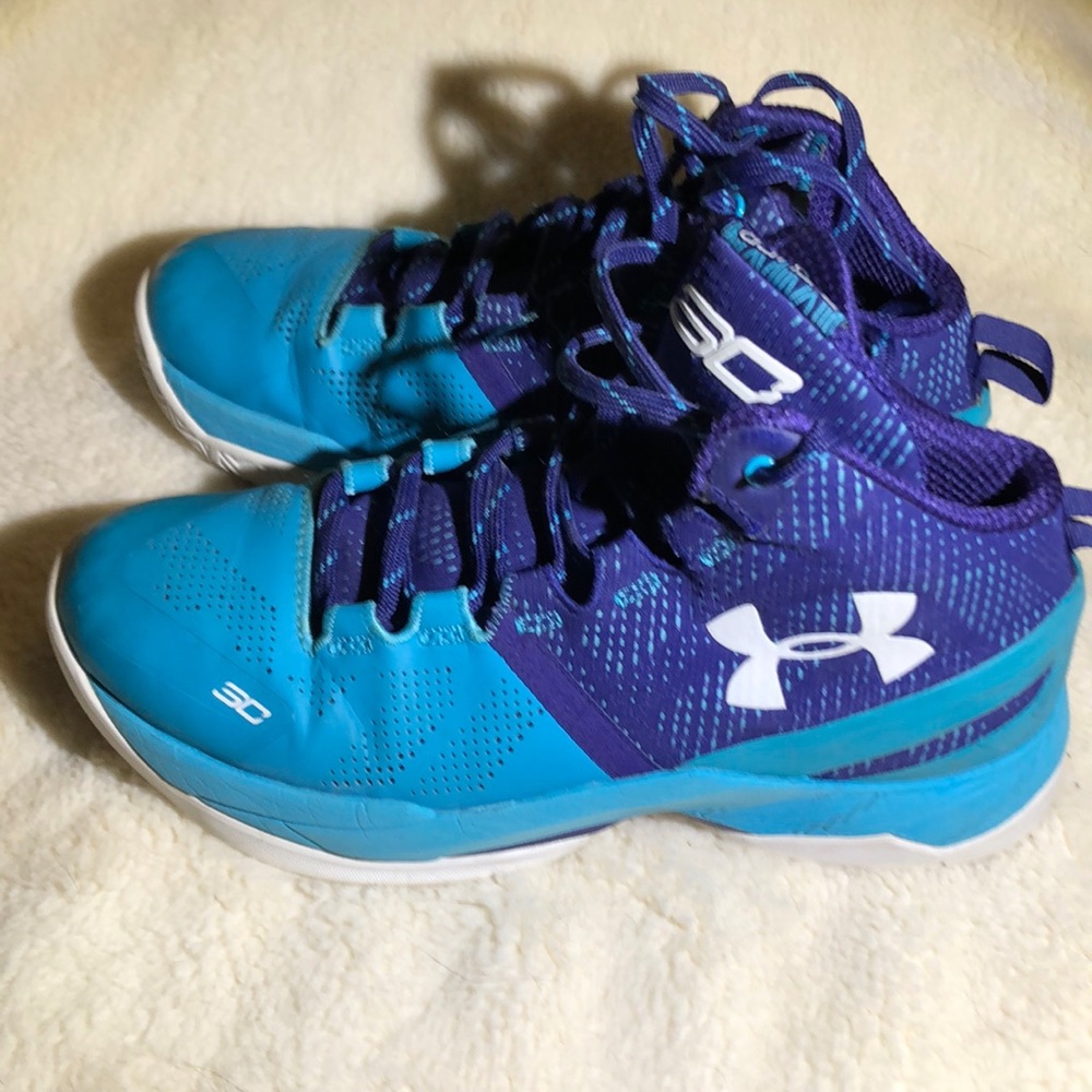 Under Armour Stephen Curry girls basketball shoes
